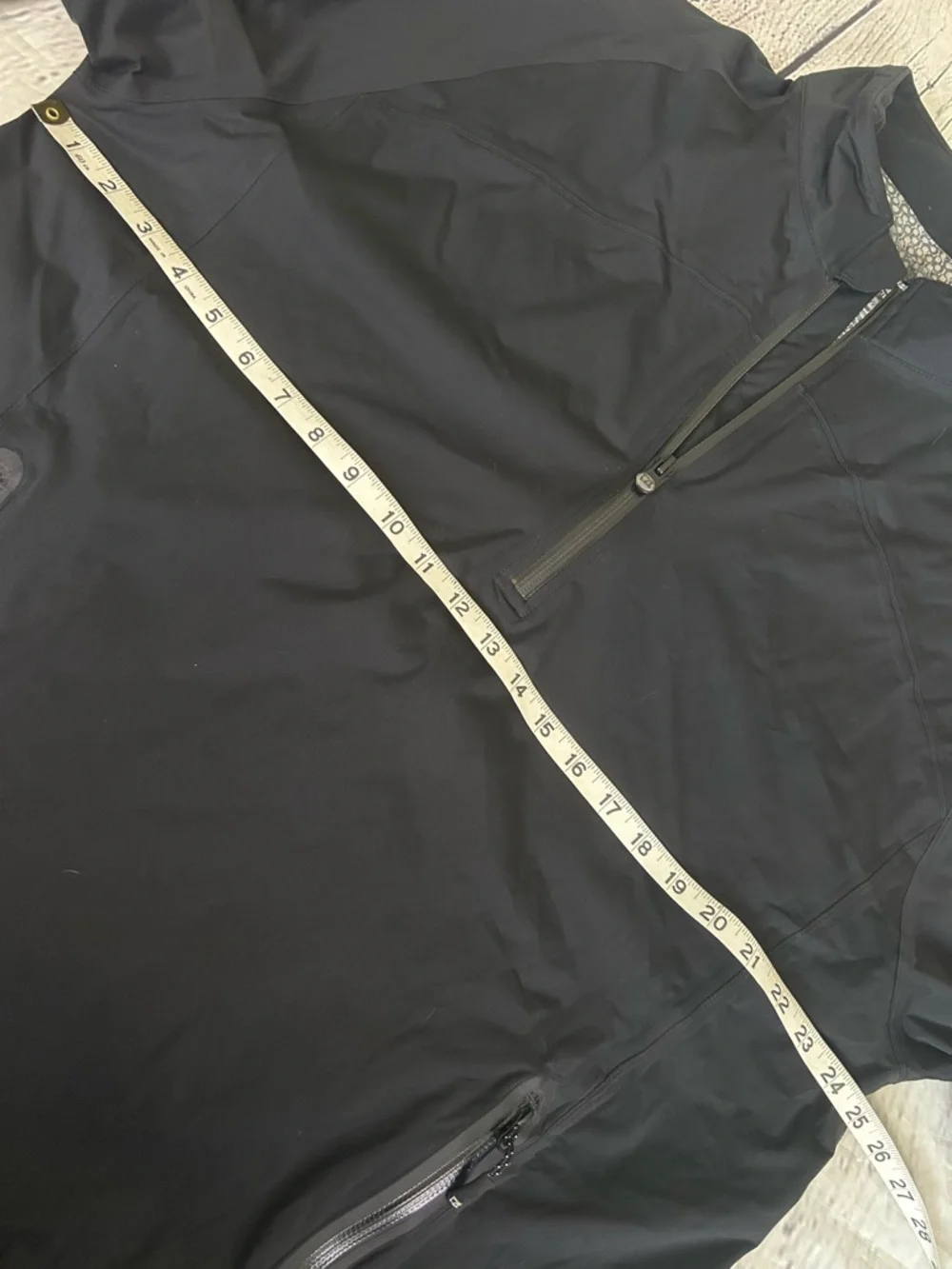 Cutter and buck black pullover short sleeve wind jacket
